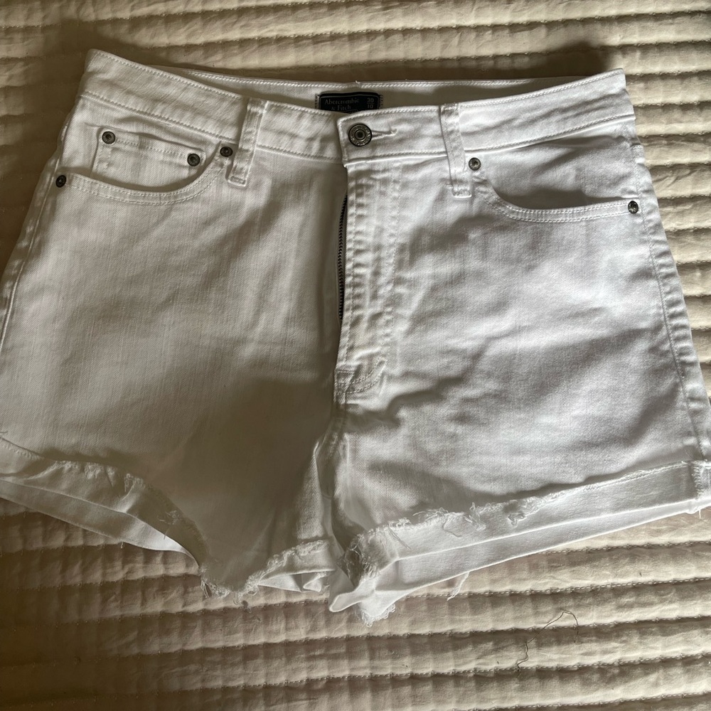 Like new, Abercrombie high waisted short